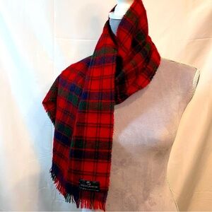 Lochcarron of Scotland vintage new wool tartan scarf Modern Robertson pattern